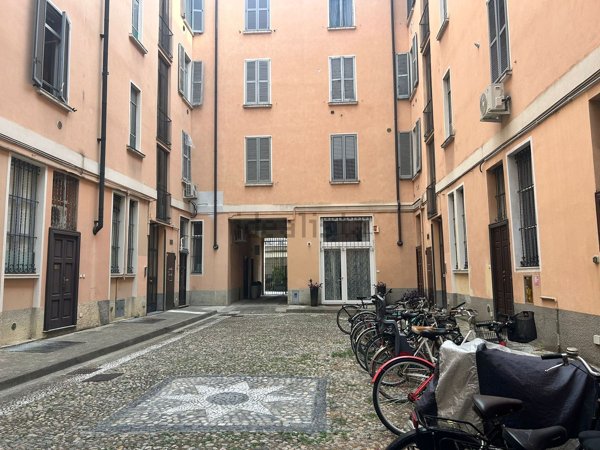 appartamento in affitto a Milano in zona Guastalla