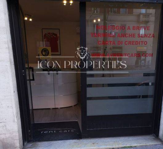 negozio in affitto a Milano