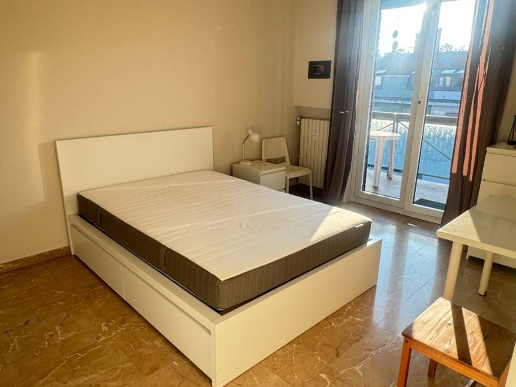 appartamento in affitto a Milano in zona Lorenteggio