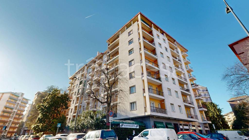 appartamento in affitto a Milano in zona Rembrandt