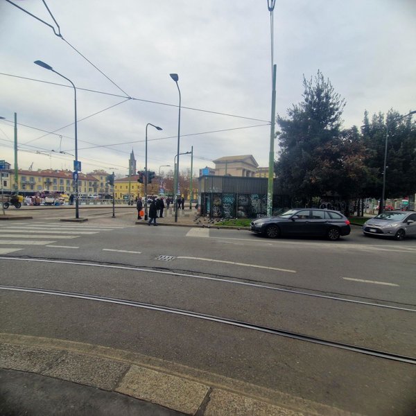 negozio in affitto a Milano