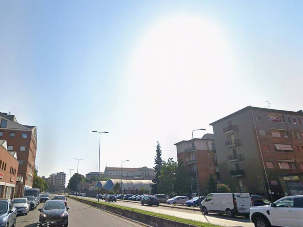 appartamento in affitto a Milano in zona Famagosta