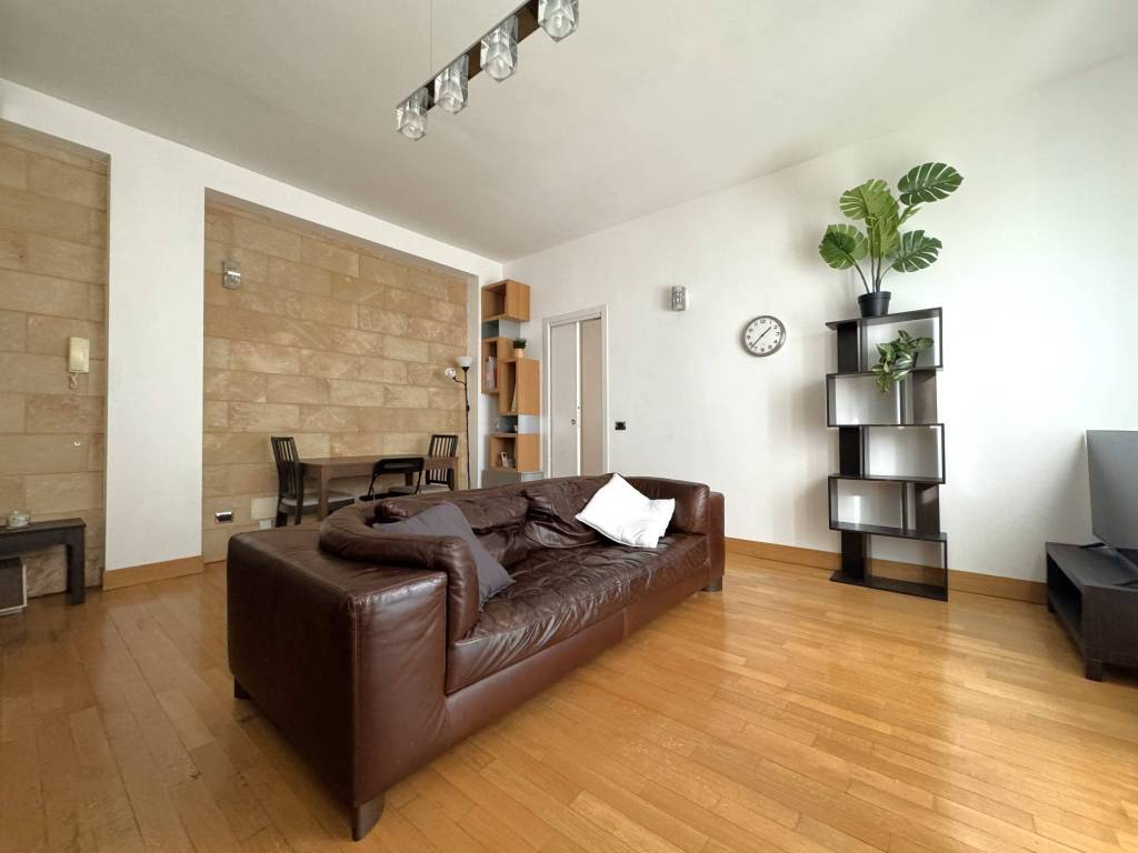 appartamento in affitto a Milano in zona Piazzale Lodi