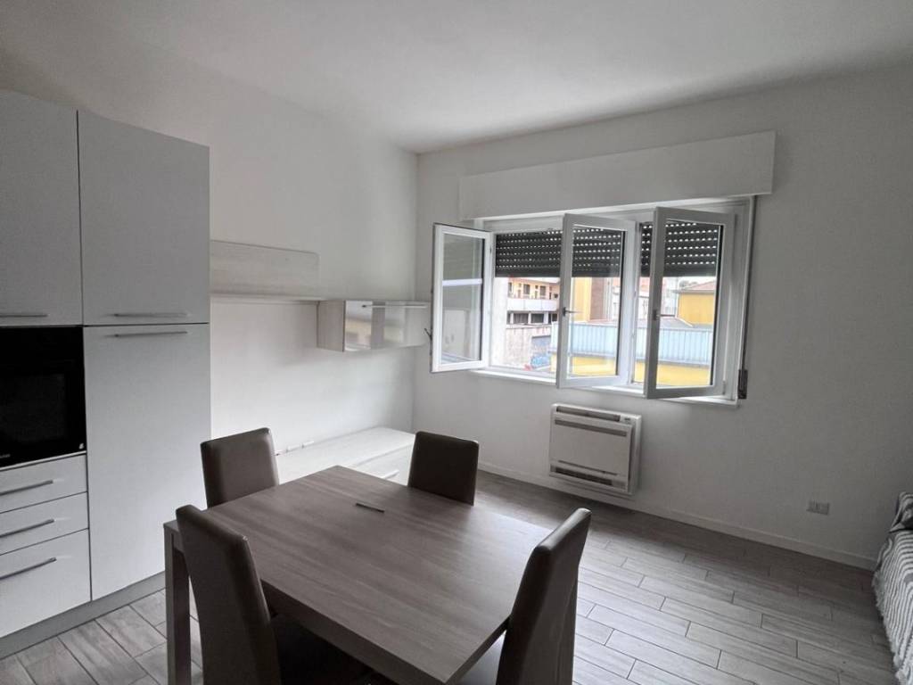 appartamento in affitto a Milano in zona Corvetto