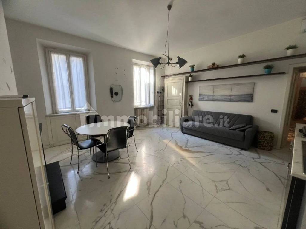 appartamento in affitto a Milano in zona Sant'Ambrogio