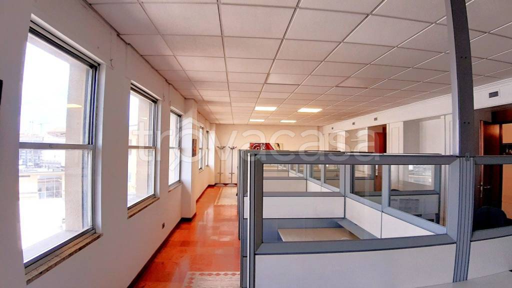 ufficio in affitto a Milano