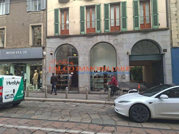 negozio in affitto a Milano in zona Guastalla