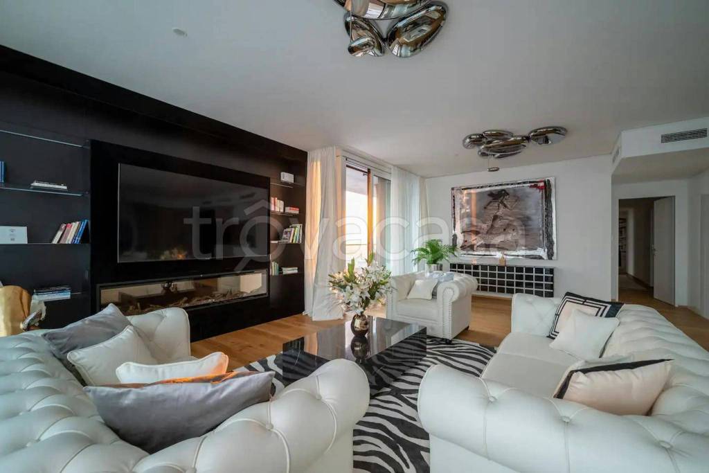 appartamento in affitto a Milano in zona Bocconi