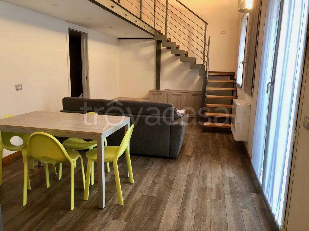 appartamento in affitto a Milano in zona Porta Romana