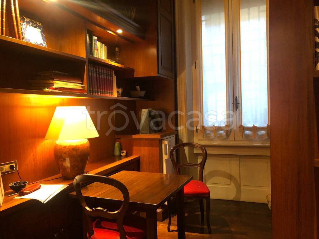 appartamento in affitto a Milano in zona Sant'Ambrogio