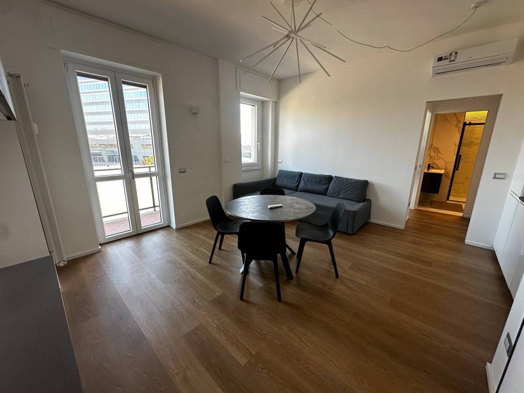 appartamento in affitto a Milano in zona Sempione