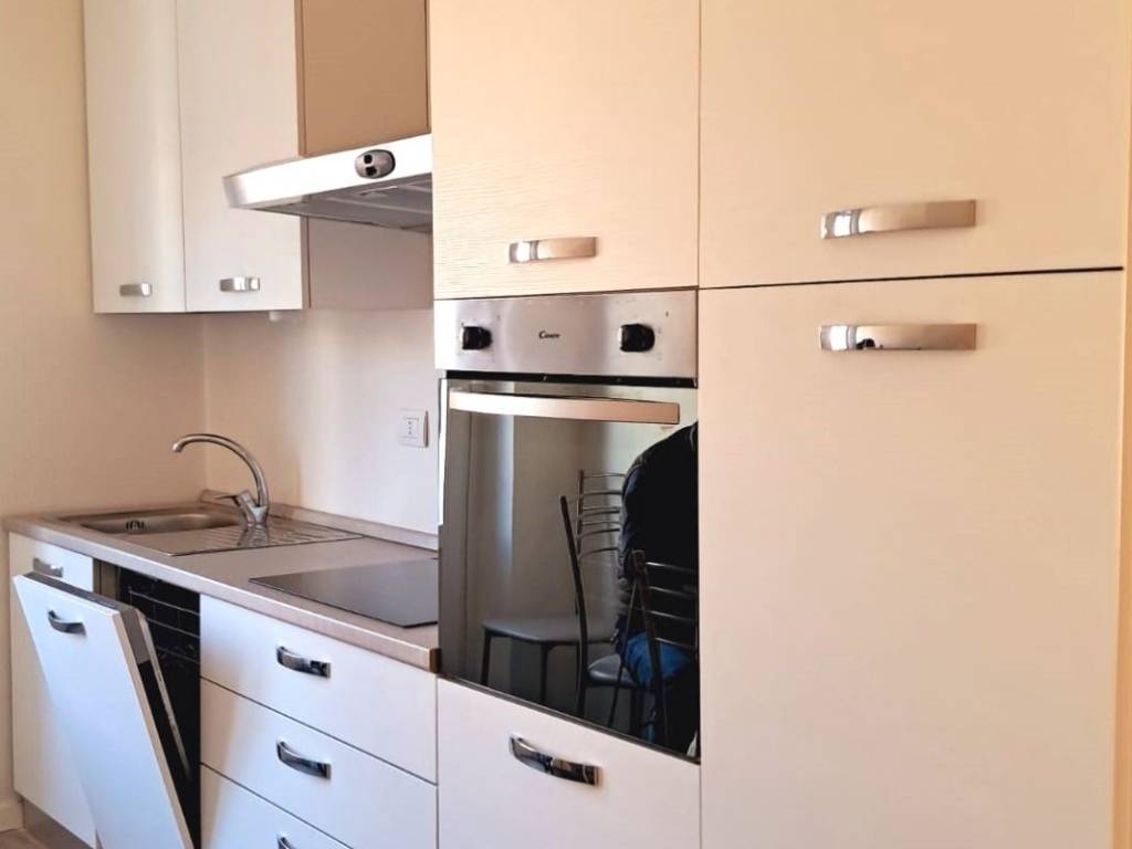 appartamento in affitto a Milano in zona Cinque Giornate