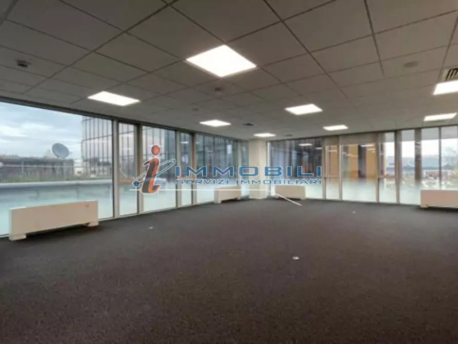 ufficio in affitto a Milano in zona Centro Direzionale