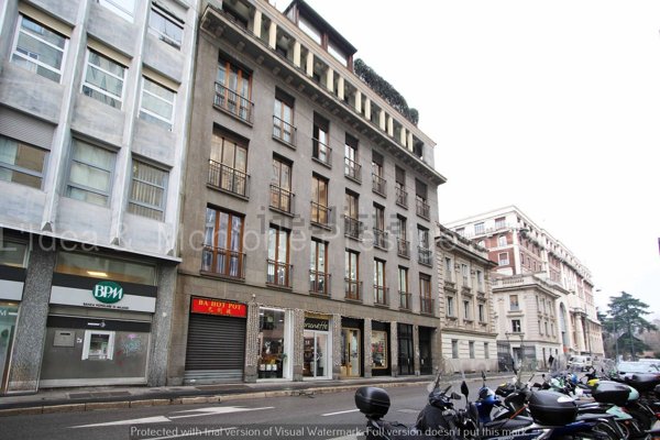 negozio in affitto a Milano in zona Porta Nuova