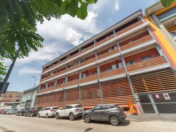 appartamento in affitto a Milano in zona Vigentino