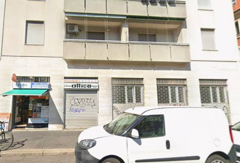 negozio in affitto a Milano