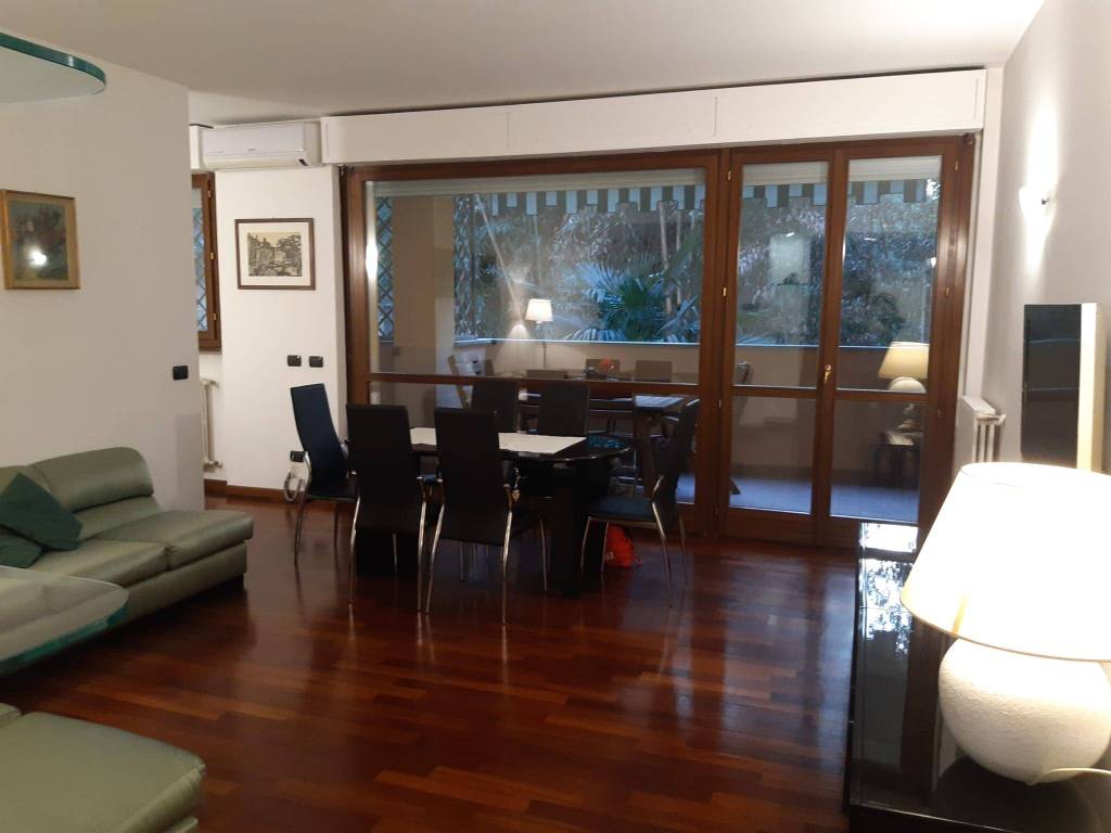 appartamento in affitto a Milano in zona Trenno