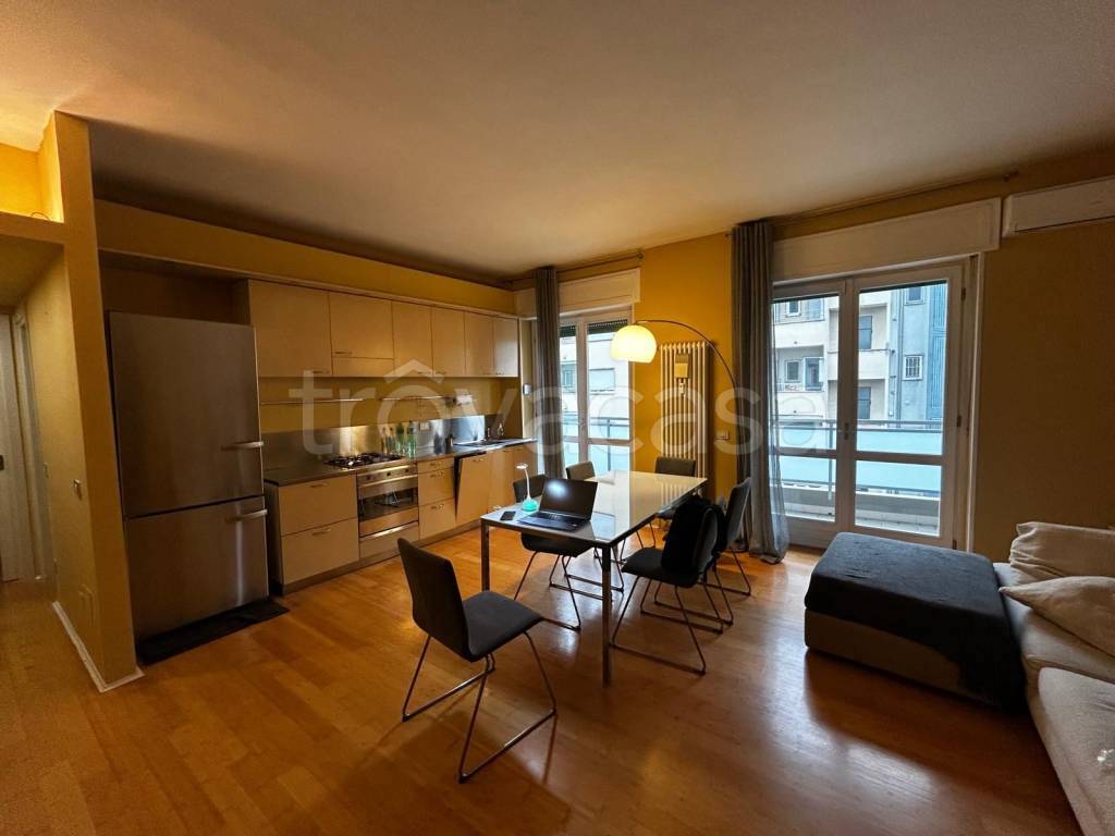 appartamento in affitto a Milano in zona Porta Romana