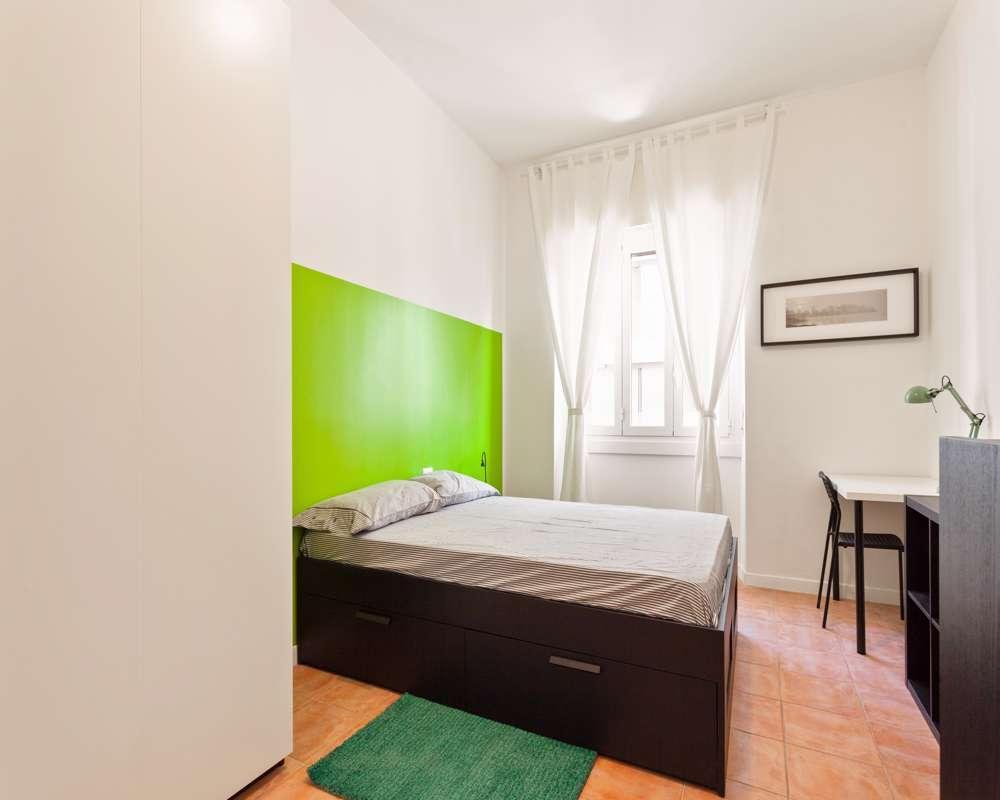 negozio in affitto a Milano