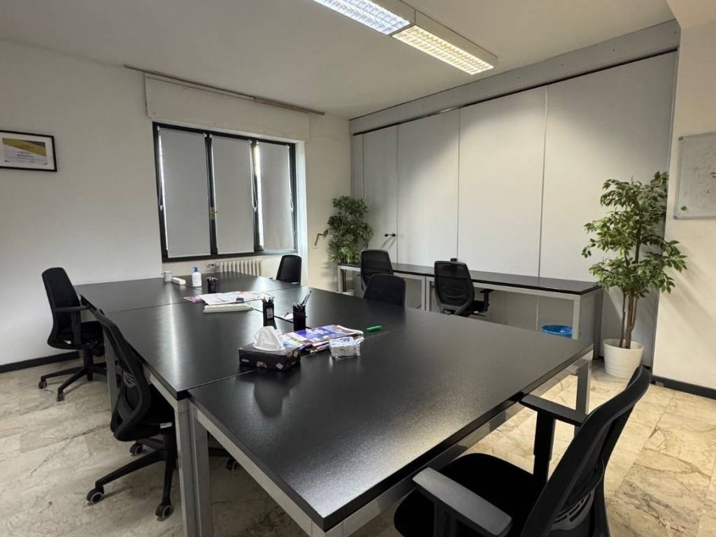 ufficio in affitto a Milano in zona Centro Direzionale