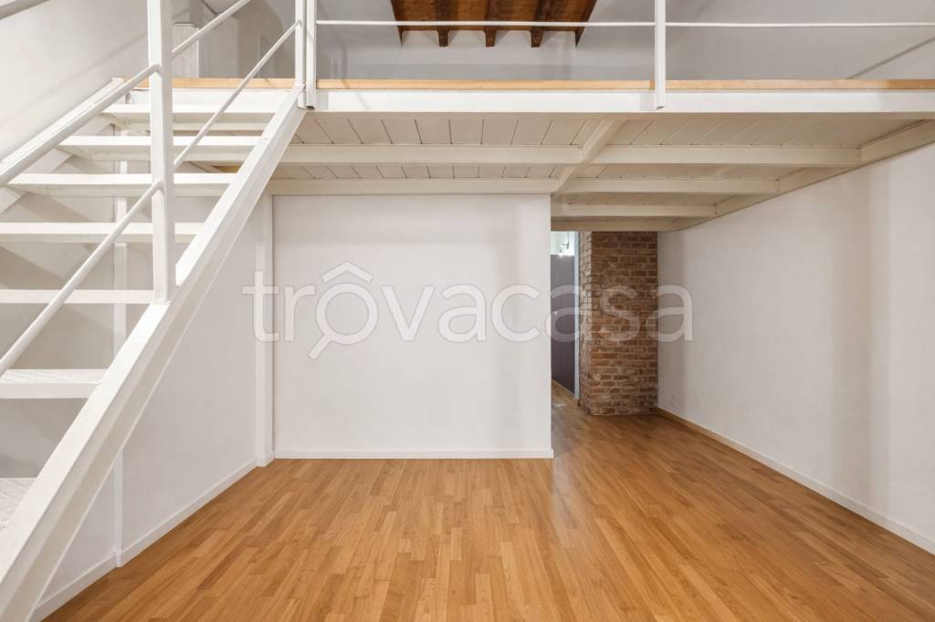 appartamento in affitto a Milano in zona Vigentino