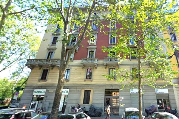 locale commerciale in affitto a Milano in zona Sempione