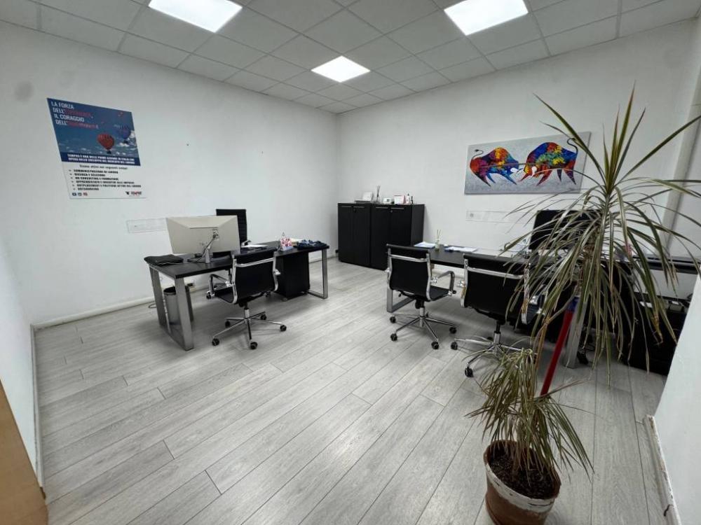 ufficio in affitto a Milano in zona Stazione Centrale