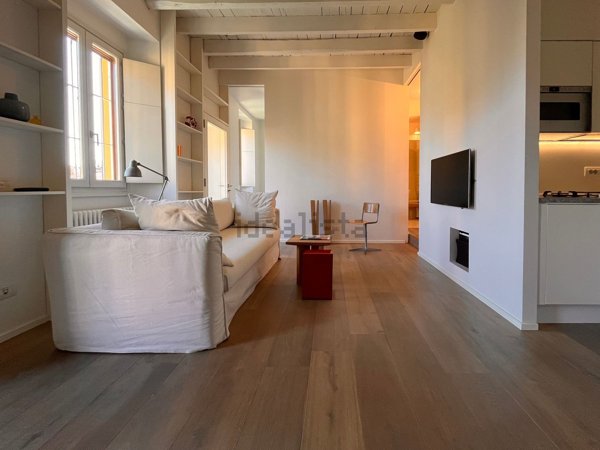 appartamento in affitto a Milano in zona Isola