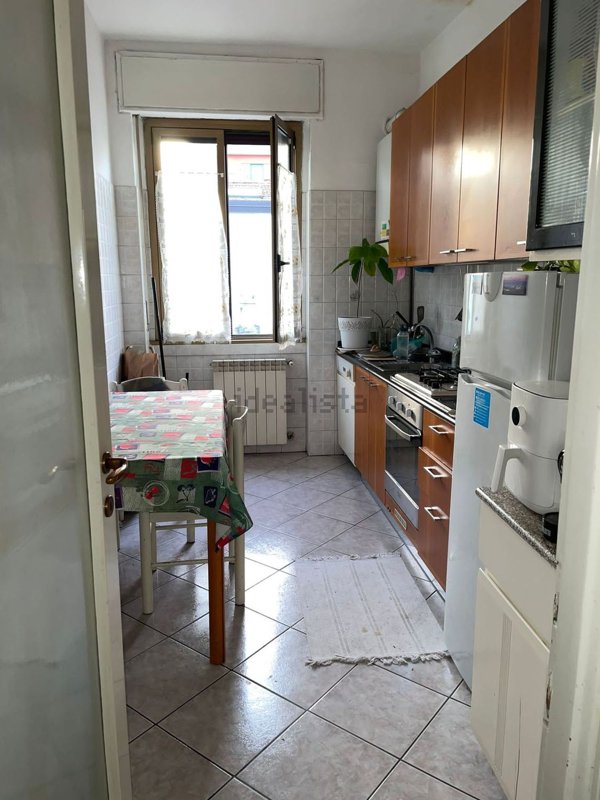 appartamento in affitto a Milano in zona Lorenteggio