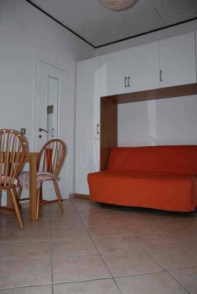 appartamento in affitto a Milano in zona Lorenteggio