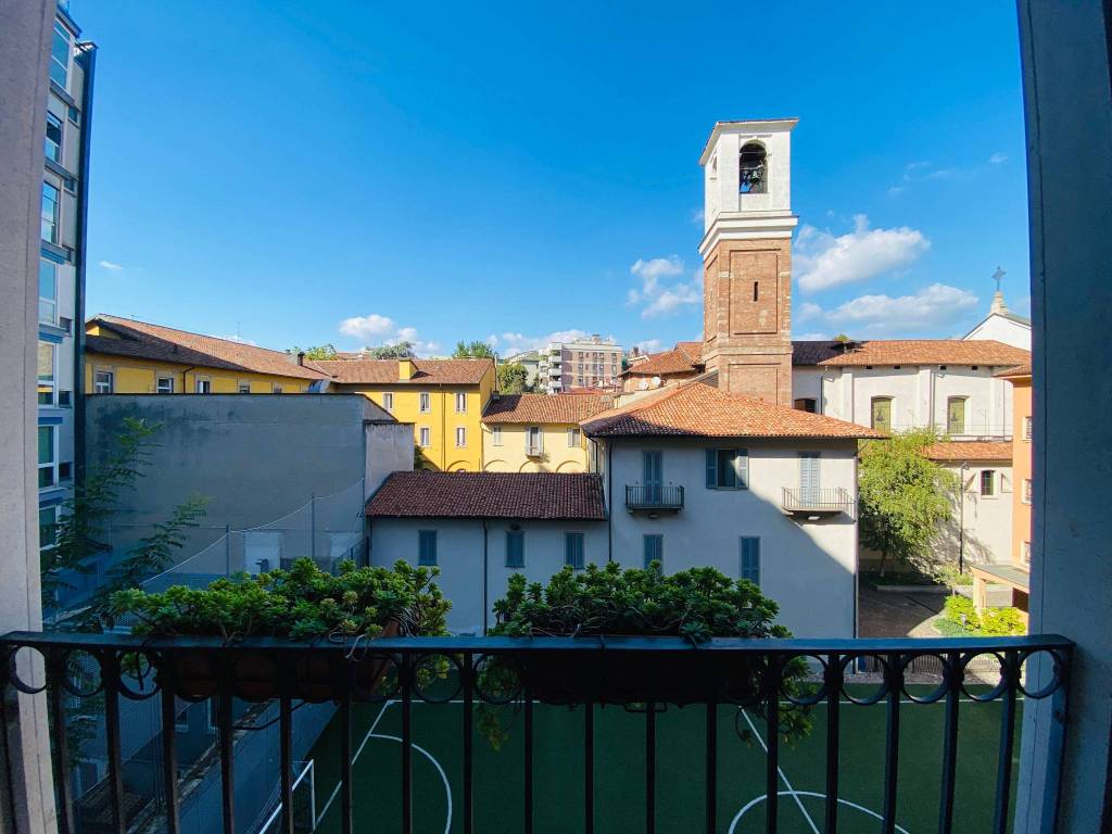 appartamento in affitto a Milano in zona Guastalla