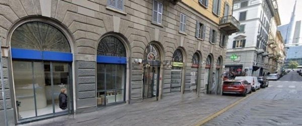 negozio in affitto a Milano