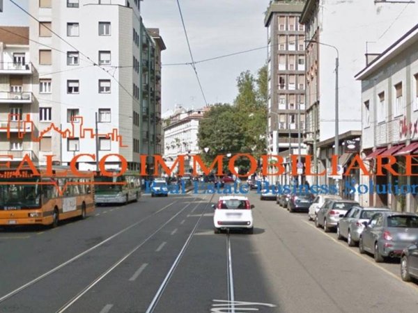 negozio in affitto a Milano