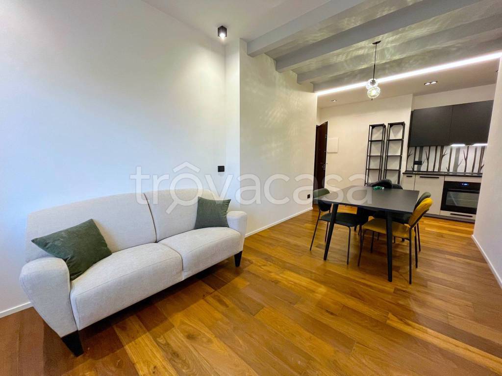 appartamento in affitto a Milano in zona Isola