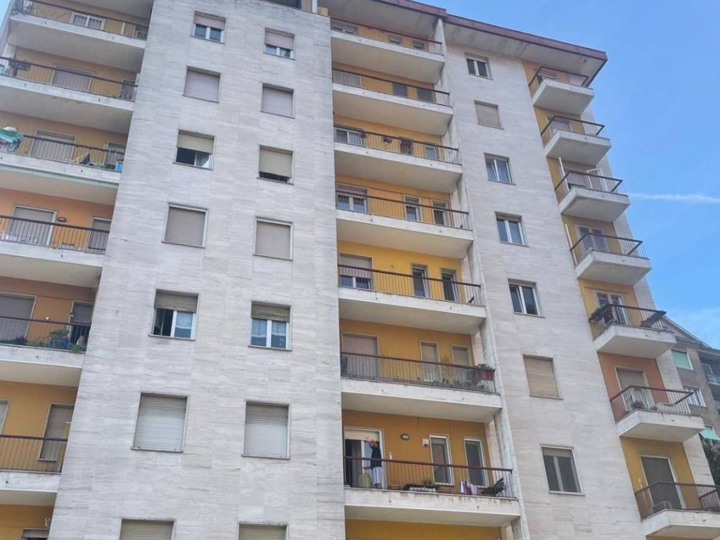 appartamento in affitto a Milano in zona Rembrandt