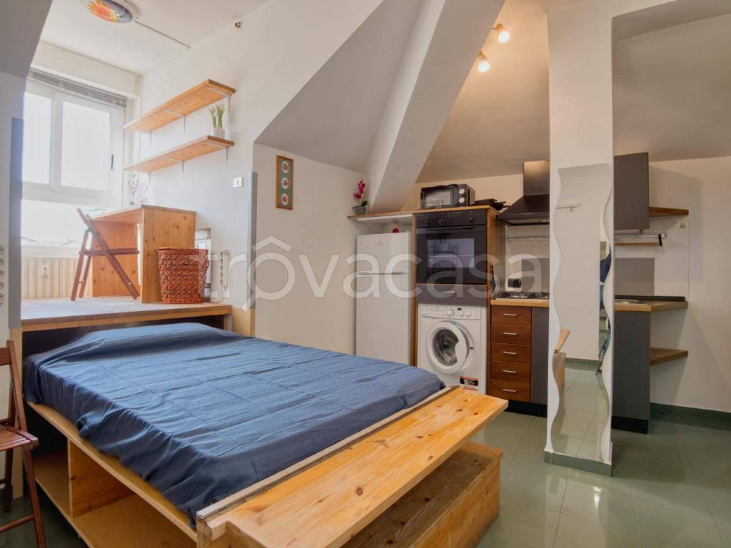 appartamento in affitto a Milano in zona Bocconi