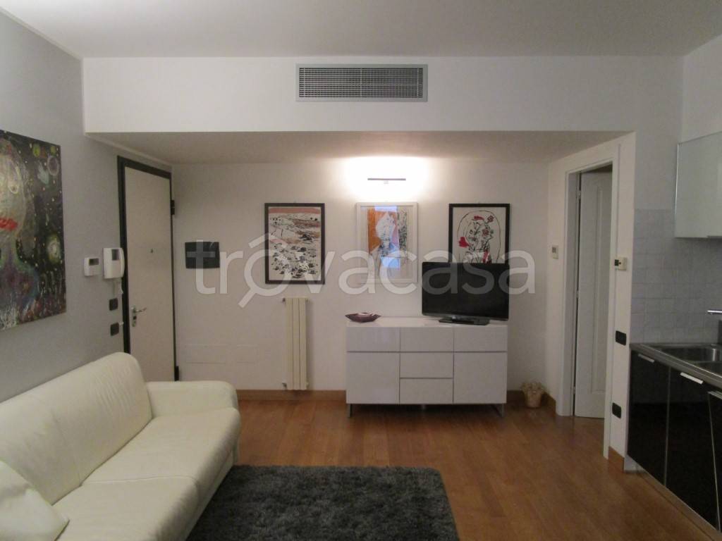 appartamento in affitto a Milano in zona Porta Genova