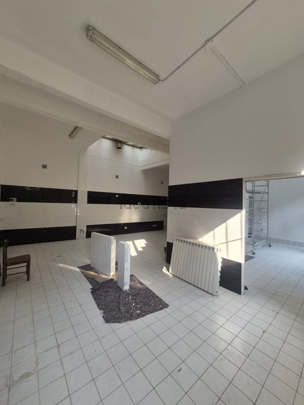 locale di sgombero in affitto a Milano in zona Bovisa
