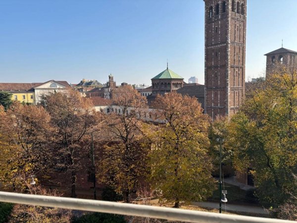 appartamento in affitto a Milano in zona Sant'Ambrogio