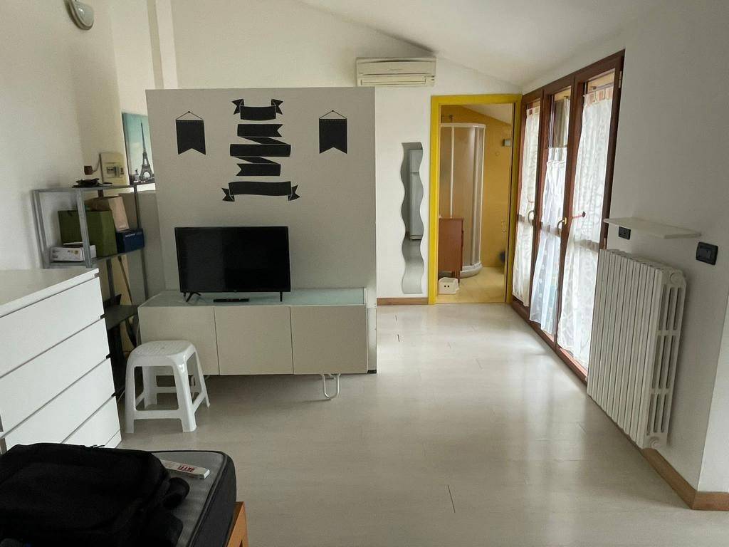 appartamento in affitto a Milano in zona Gorla