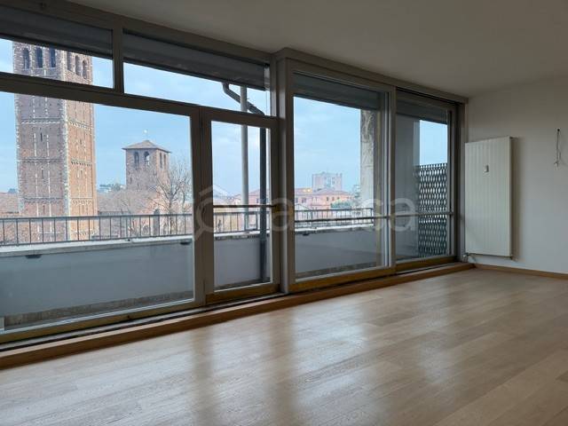 appartamento in affitto a Milano in zona Sant'Ambrogio