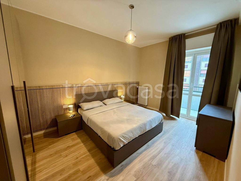 appartamento in affitto a Milano in zona Famagosta
