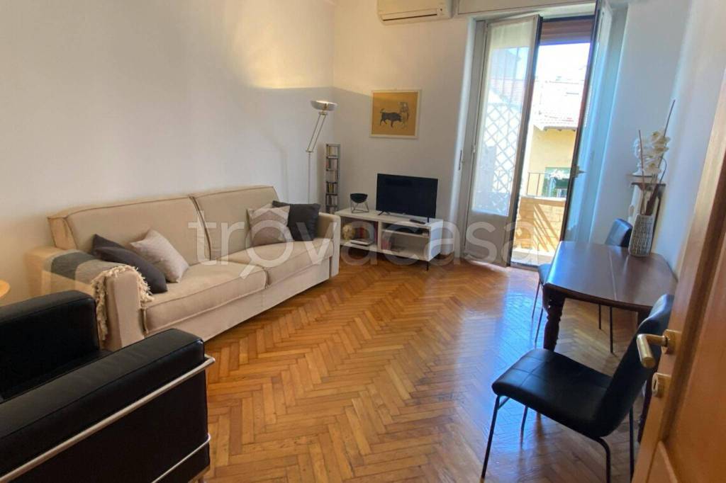 appartamento in affitto a Milano in zona Corvetto