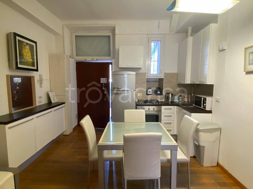 appartamento in affitto a Milano in zona Porta Ticinese