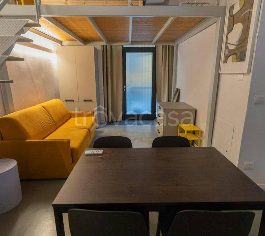 appartamento in affitto a Milano in zona Porta Genova