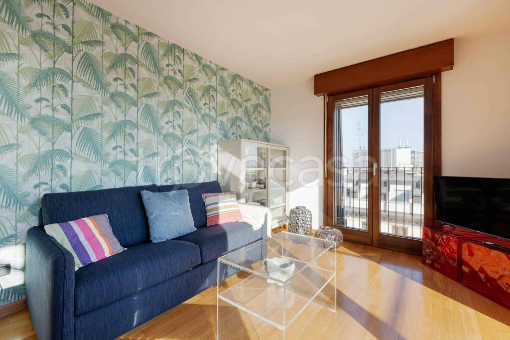 appartamento in affitto a Milano in zona XXII Marzo