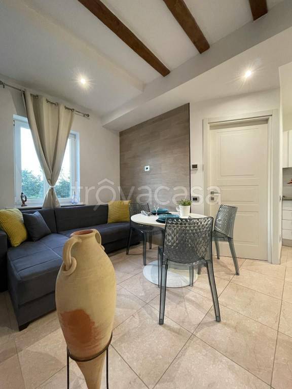 appartamento in affitto a Milano in zona Gratosoglio