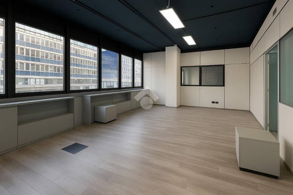 ufficio in affitto a Milano in zona Gallaratese