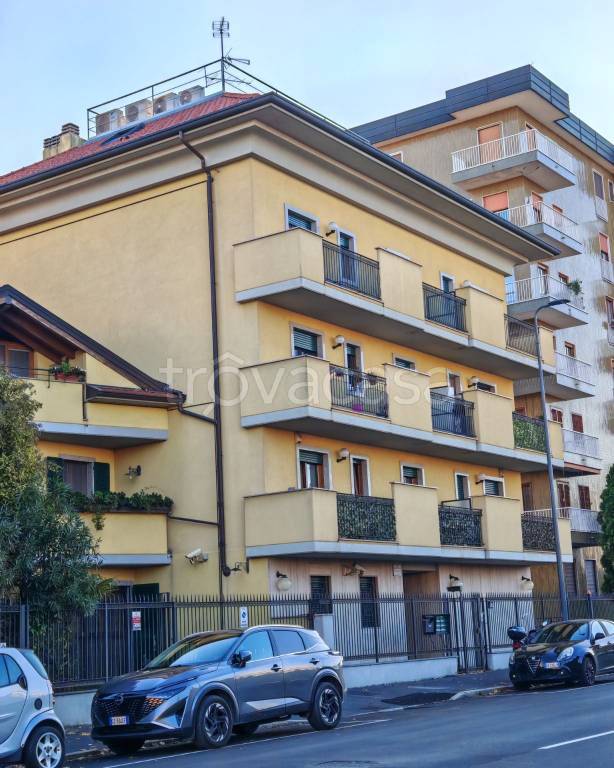 appartamento in affitto a Milano in zona Lambrate