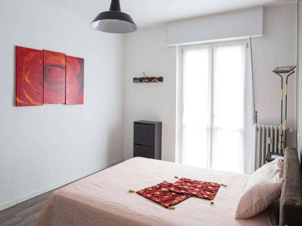 appartamento in affitto a Milano in zona Lorenteggio
